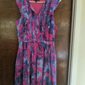 Sleeveless summer dress